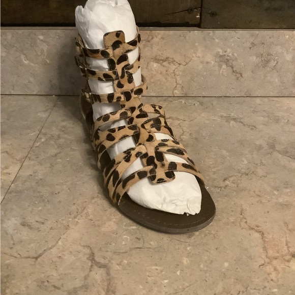 Steve Madden Leopard Print Gladiator Sandals Sz 8.5 - Picture 1 of 5